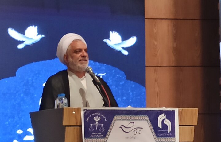 رهایی ؛ محکوم به مجازات و آزادی ؛ زندانیان در پیشاهنگ