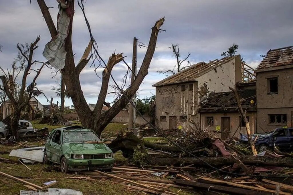 ببینید اروپا تحت طوفان های شدید پس از موج گرما