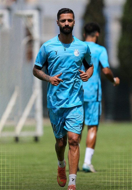 فوتبال ، استقلال ،