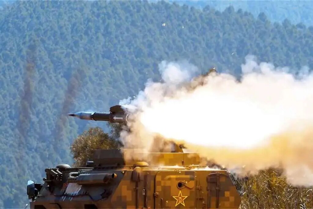 ببینید تانک های ارتش چین به تنگه تایوان نسبت داده شد