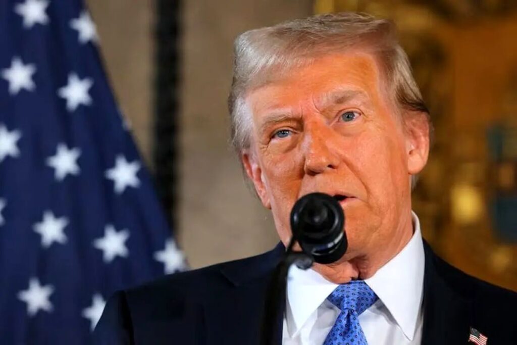 ترامپ: اگر ظرف ۵۰ روز به توافق نرسیم، تعرفه‌های بیشتری علیه روسیه وضع خواهیم کرد / پوتین آدم سرسختی است؛ او خیلی‌ها را فریب داد اما من را نه / یک مقام کاخ سفید: ترامپ قصد دارد تعرفه‌های ۱۰۰ درصدی علیه روسیه اعمال کند