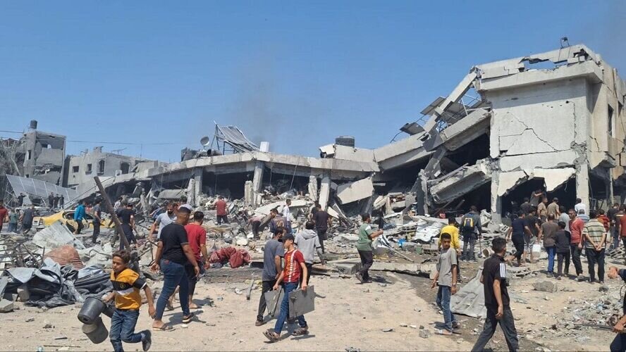 شهرک‌نشینان اسرائیلی جلوی ورود کمک‌ها به غزه را گرفتند