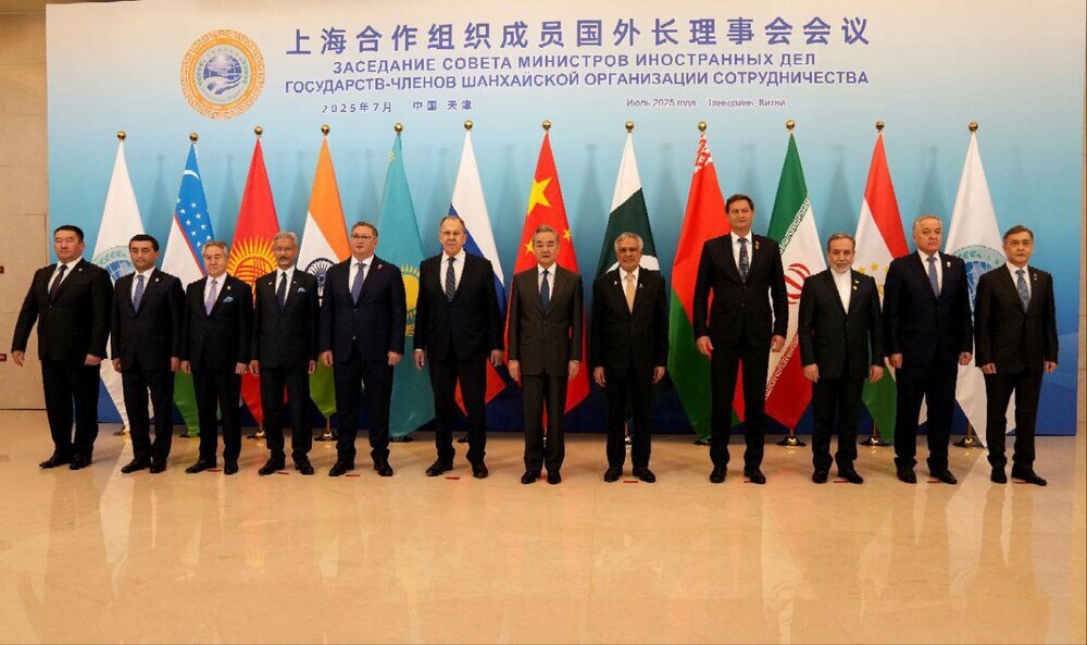 مرزهای نانوشته همکاری