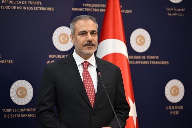 وزیر خارجه ترکیه: نمی‌توانیم به هیچ وجه آشوب در سوریه را بپذیریم / حمایت اسرائیل از بخشی از دروزی‌های منطقه و تبدیل کردن آنها به بخشی از بی‌ثباتی، غیرقابل قبول است