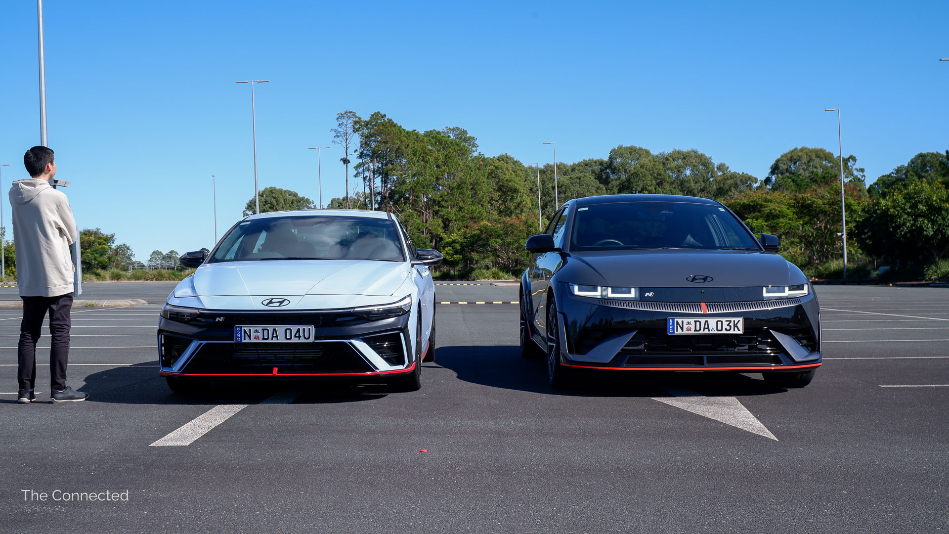 Hyundai i30 n vs Ioniq 5 n بررسی مقایسه: بنزین یا برقی؟ - وصل شده توسط هنری من