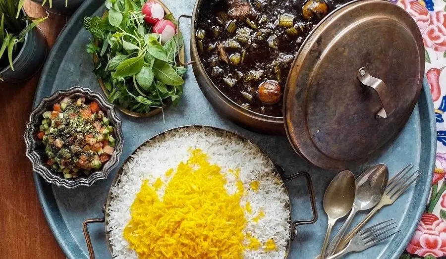 وقتی وعده‌های غذایی‌تان را حذف می‌کنید، چه اتفاقی برای بدن‌تان می‌افتد؟