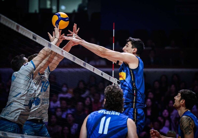 بازیکن والیبال زنده برزیل و اسلوونی در ملل والیبال + ورزش