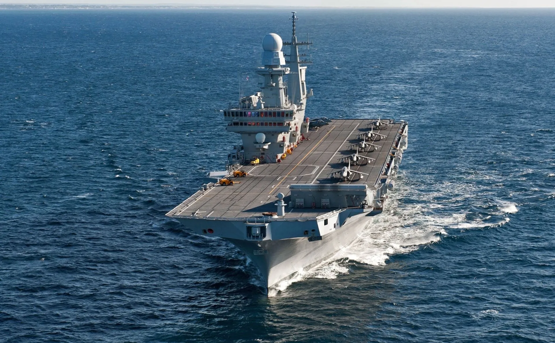 ناوشکن هواپیمای کاور