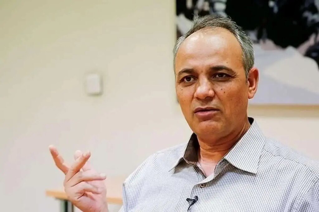 زیدآبادی: کیهان برای این بزرگنمایی قدرت اسرائیل چیست؟