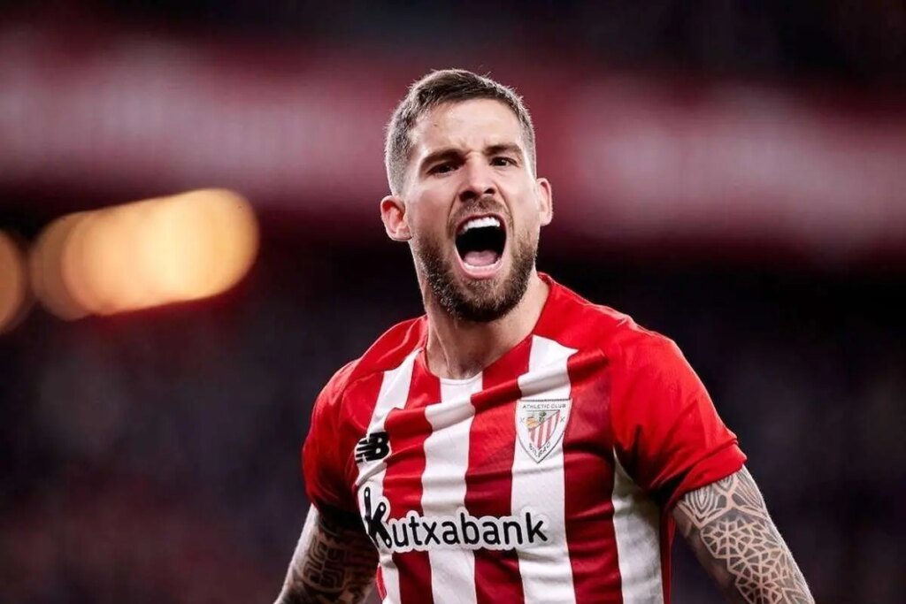 مدافع ثابت بارسلونا به AL -NASR پیوست