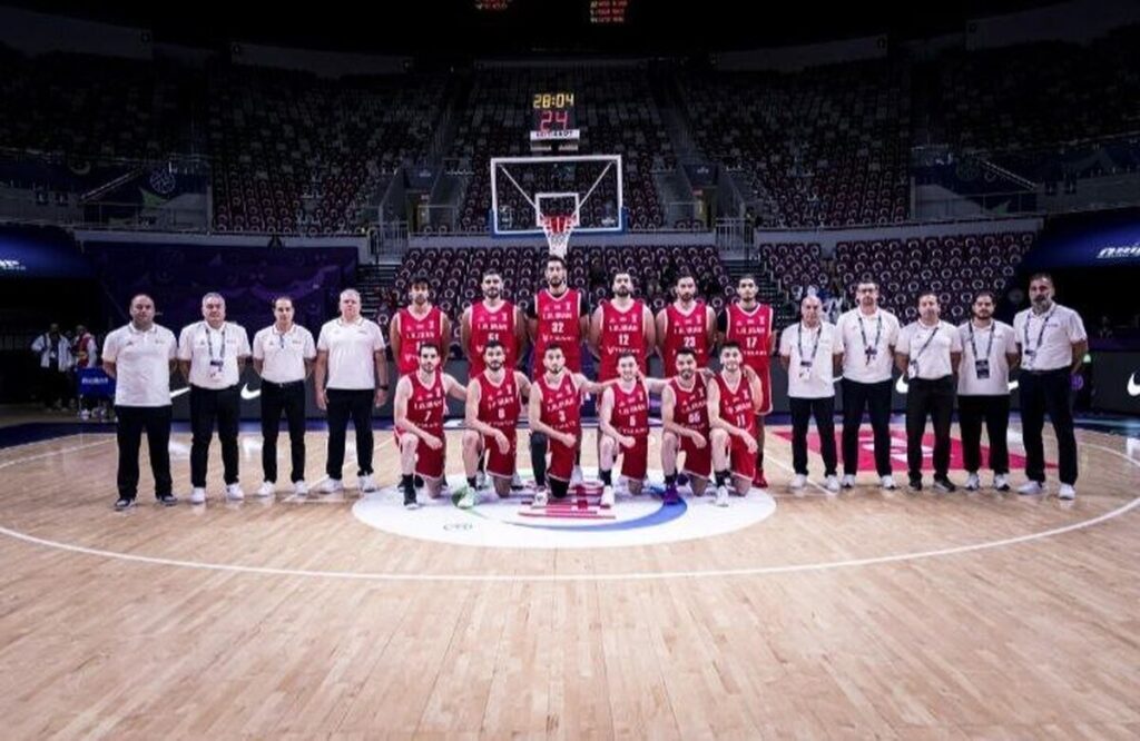 پیروزی دانشجویان مانولوپولوس مقابل ژاپن