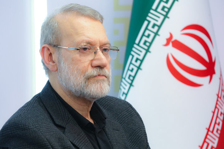 ایران به امنیت همسایگان توجه می کند/ من به مقامات لبنانی پیام می دهم