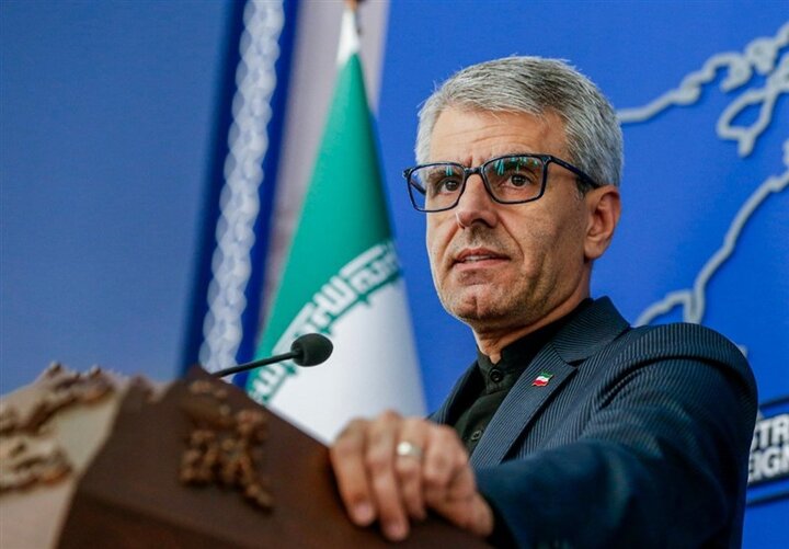 Baqa'i: با چشمان باز ، تحولات قفقازی را مشاهده می کنیم