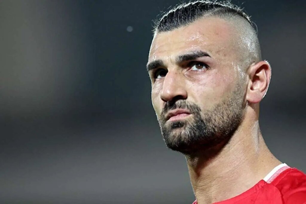 مصیبت های پرسپولیس در آخرین لحظه ها ؛ دورسون و امیری نمی روند ، شاهزاده جواب نمی دهد!