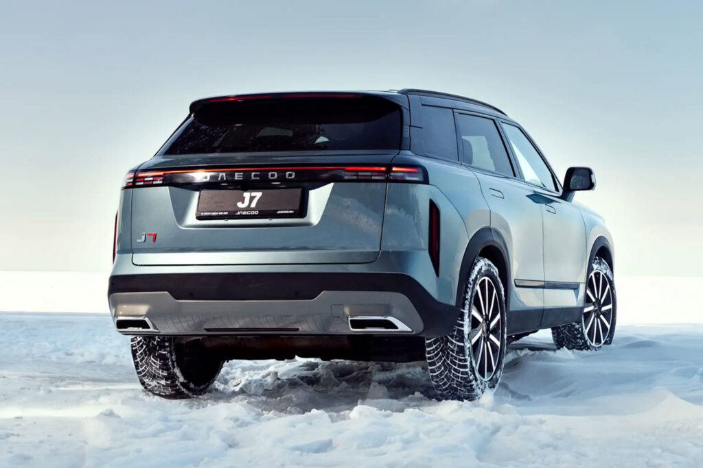 اعلام شرایط فروش قسطی خودروی لاکچری/ قیمت لوکانو L7  چند؟