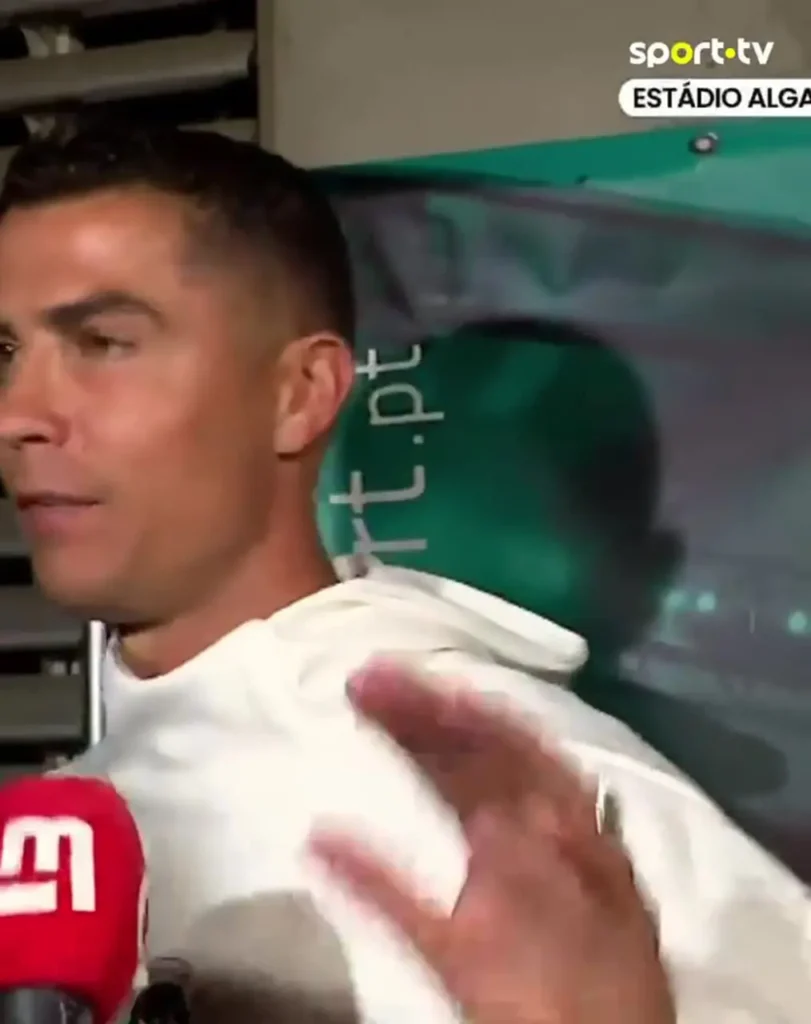 ببینید؛ طعنه عجیب رونالدو به توپ طلا: جایزه تخیلی!