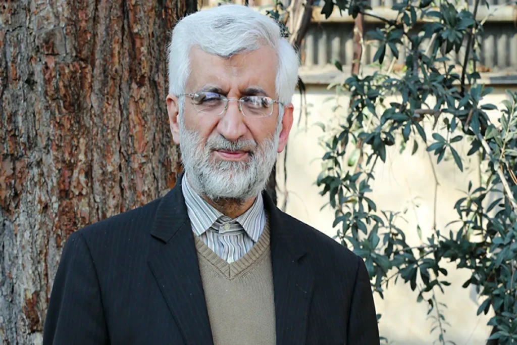 روزنامه اصولگرا خطاب به جلیلی: تمثیل گوساله سامری مناسبتی با رفتار طرفداران مذاکره ندارد / هیچ مذاکره‌ای بدون اجازه نهایی رهبری ممکن نیست