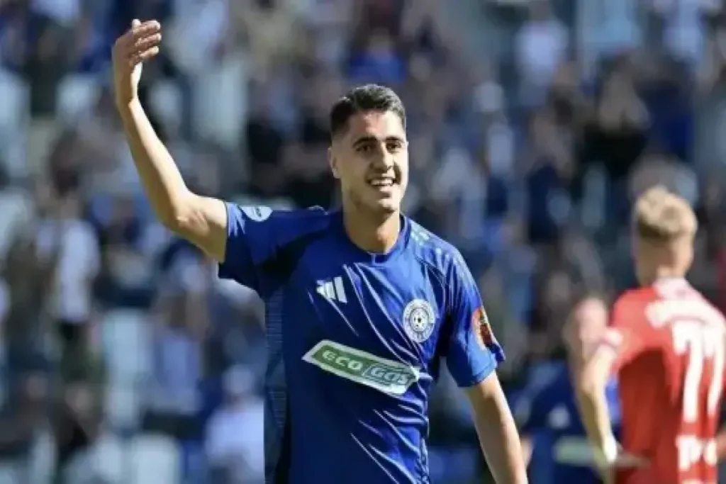 رقم باورنکردنی رضایتنامه مهاجم جدید استقلال