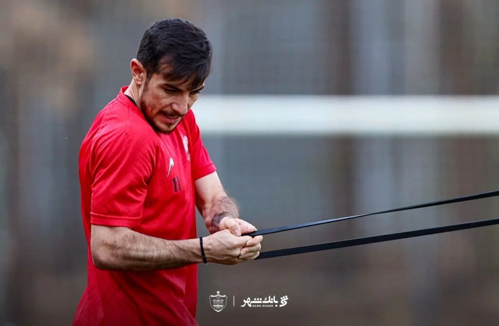 فرصتی برای فرار احمدزاده از لیست مازاد پرسپولیس!