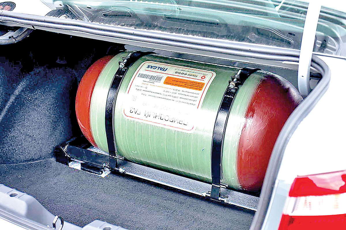 چرخش سیاست سوختی خودرو / احیای دوگانه‌سوزها در دستورکار قرار گرفت؟