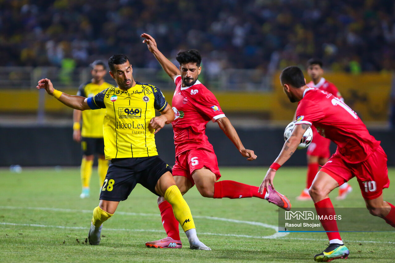 در نتیجه مصدومیت عدم اطمینان بازیکنان و تیم ها در ابتدای فصل