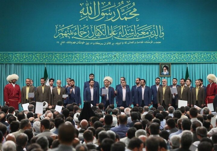 تولد پیامبر (صلح بر او) و امام صدیق (ص) در امام خمینی حسینیا است