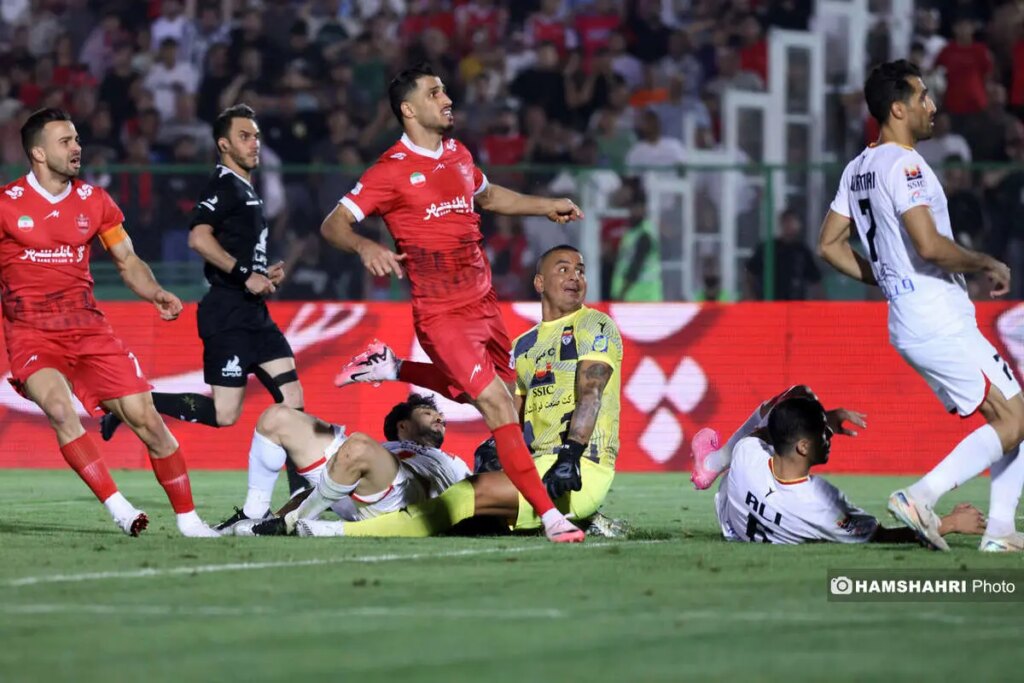 مهاجم روسی در پرسپولیس کیست؟