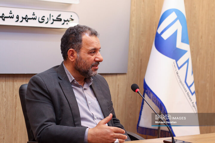 Bankipour: با نگاهی ملی به دستاوردها و چالش های اصفهان نگاه کنید