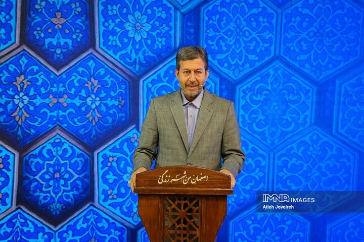 مسجد ؛ جامعه گرایی