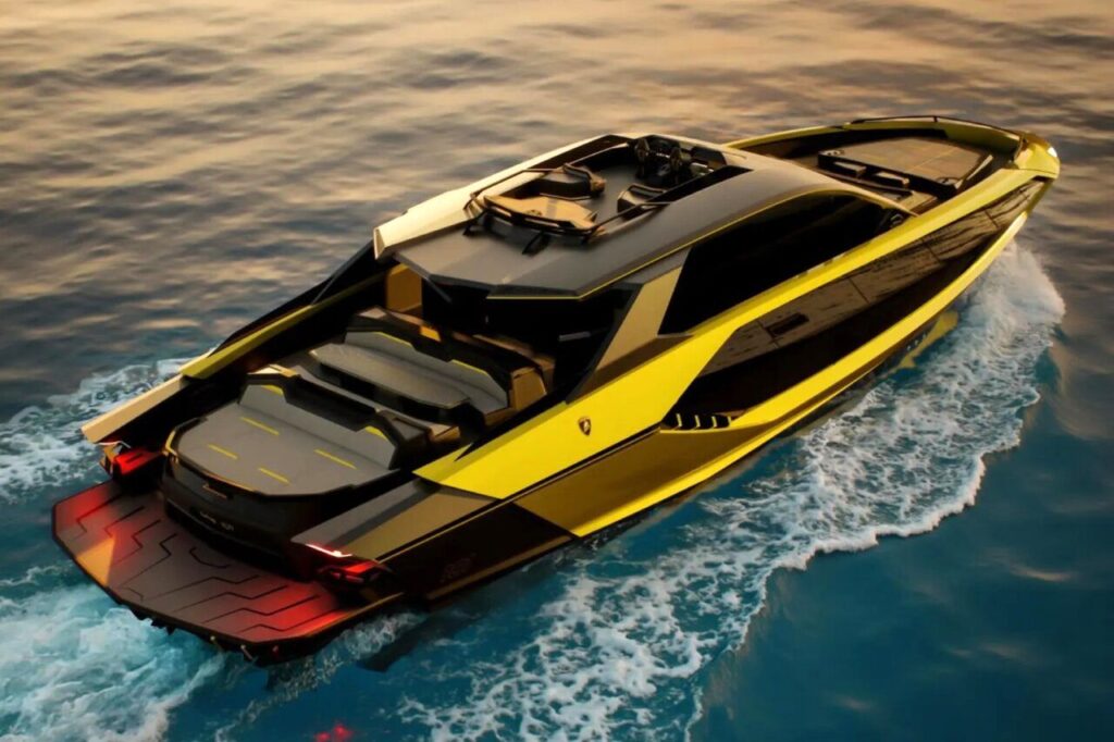 قایق لاک لامبورگینی