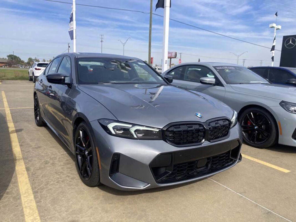 بازار سیاه خریدوفروش حواله خودروهای وارداتی جانبازان/ حواله «تویوتا ونزا» یک‌میلیارد و ۷۵۰‌میلیون