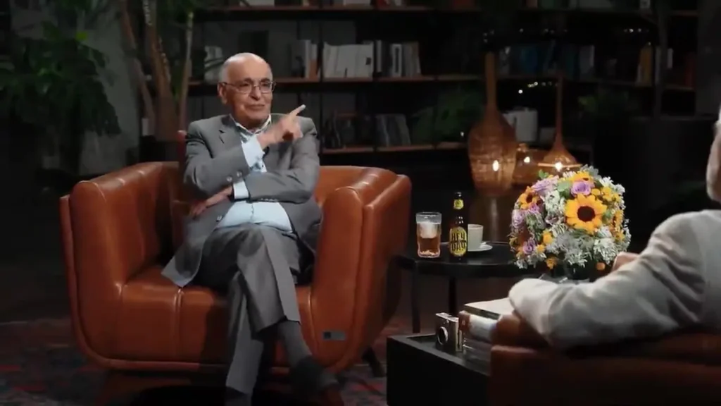 هوشنگ مرادی‌کرمانی از چه زمانی فهمید قصه‌گو است؟