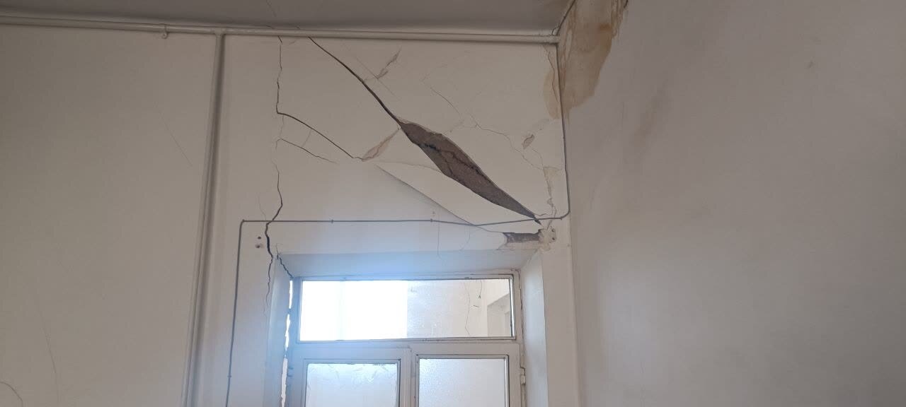 خسارت به زلزله ایفاهان چه بود؟ / ایجاد ترک در ساختمان ساختمانها و ساختمانها + عکس