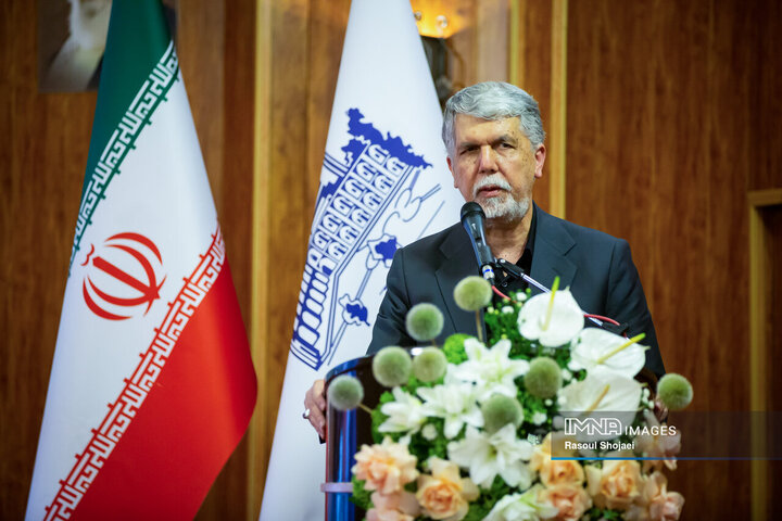 تفاهم نامه ای برای ایجاد دبیرخانه دائمی جشنواره کودکان در اصفهان ایجاد شده است