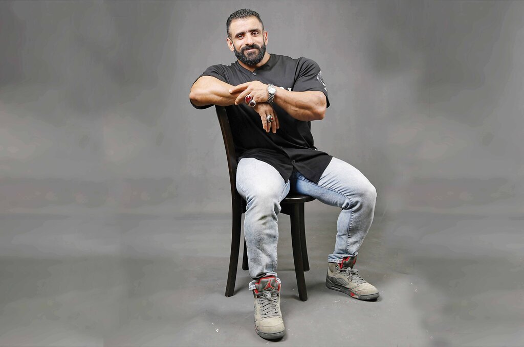 استاد المپیا مافیا قهرمانی را از چوپان بدست آورد