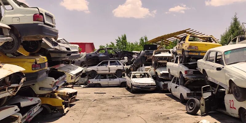 شناسایی ۱۶ هزار خودرو و موتورسیکلت رسوبی در پارکینگ‌ها / وسایل نقلیه تعیین تکلیف می‌شود