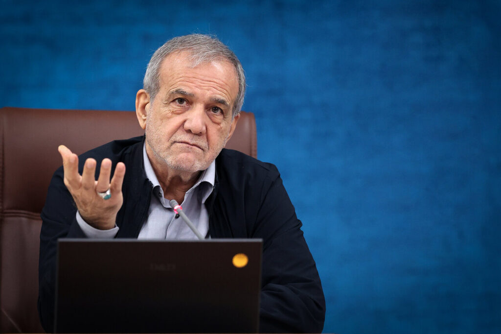 پزشکیان: کشورهای اسلامی باید همچون اعضای یک پیکر واحد در مسیر صلح و برادری گام بردارند