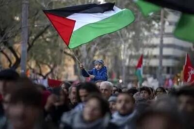 پیوند انسانی فراتر از مرزها. متحد زنان جهان در حمایت از مردم بیگناه فلسطین