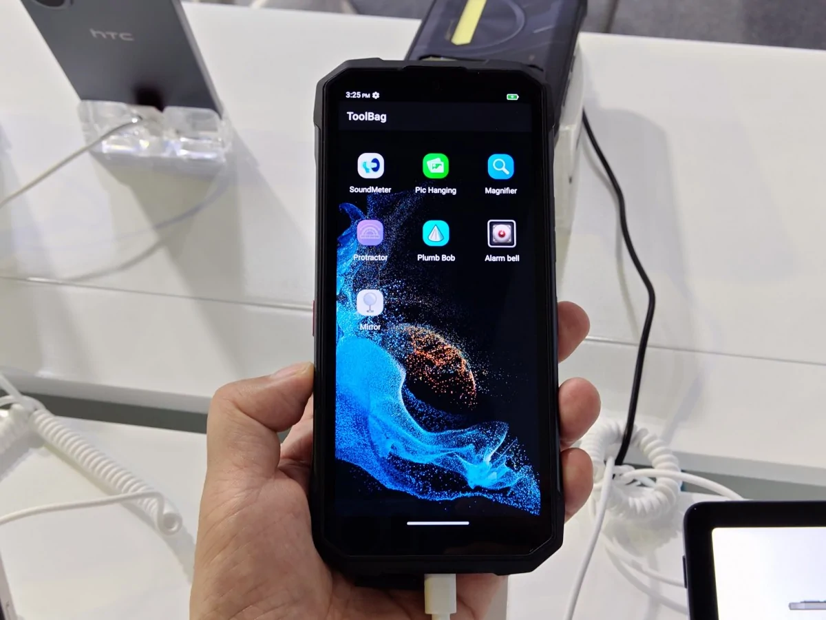 gsmarena 003 1 ak48214