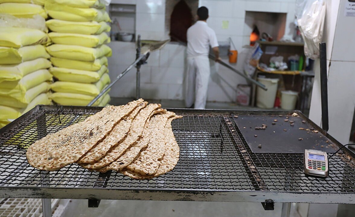 نان کامل چیست و چه فوایدی دارد؟ | از کجا نان سبوس دار بخریم؟