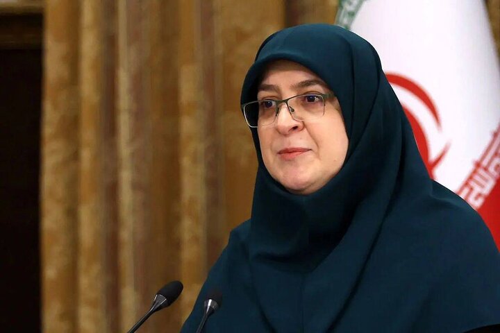 پرداخت روزانه 236 همت هزینه درمان توسط بیمه سلامت/ استخدام 10 هزار پرستار