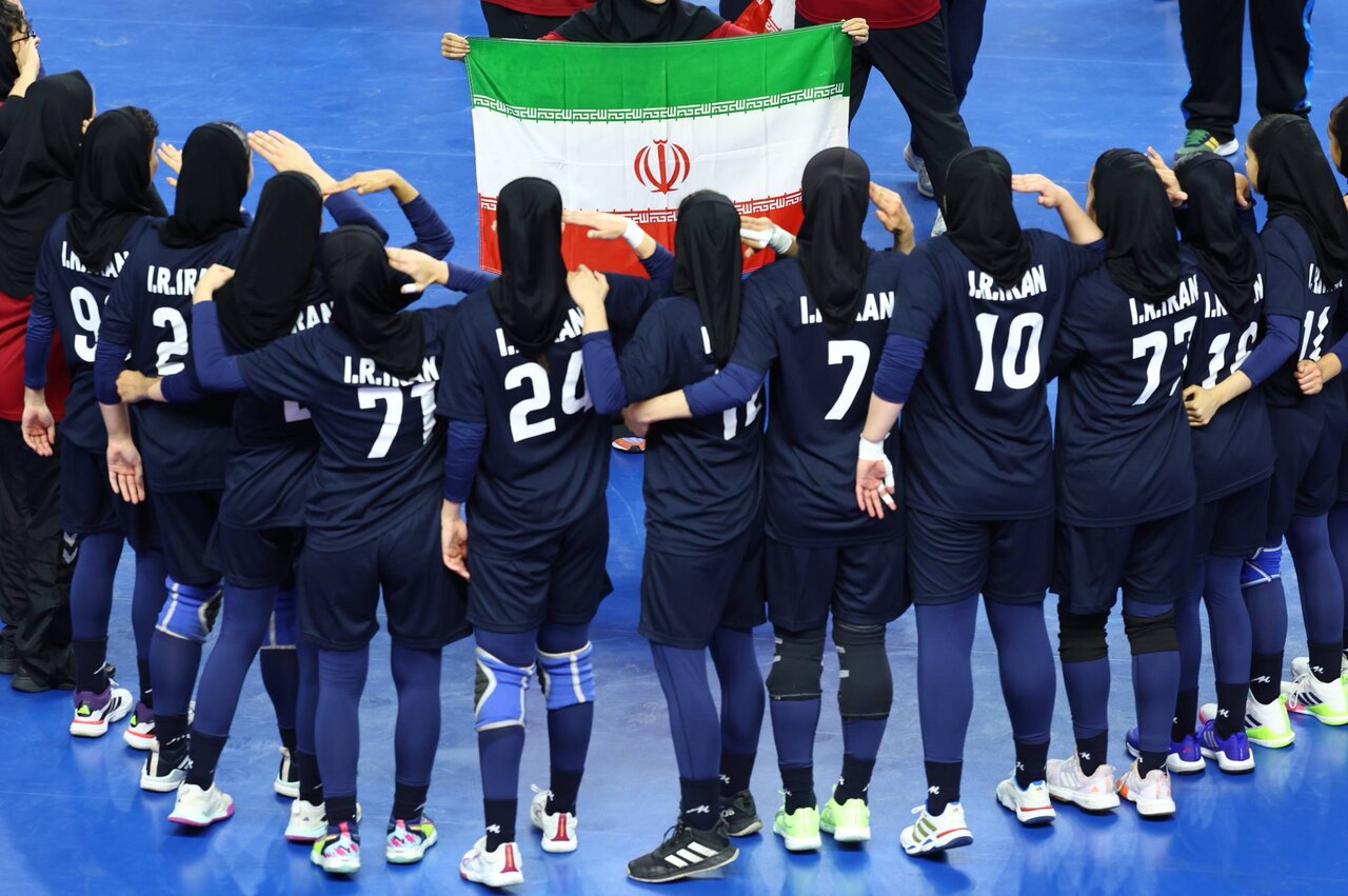 پرچم دختران ایران همیشه بالاست/ تنها هدف ما قهرمانی بود