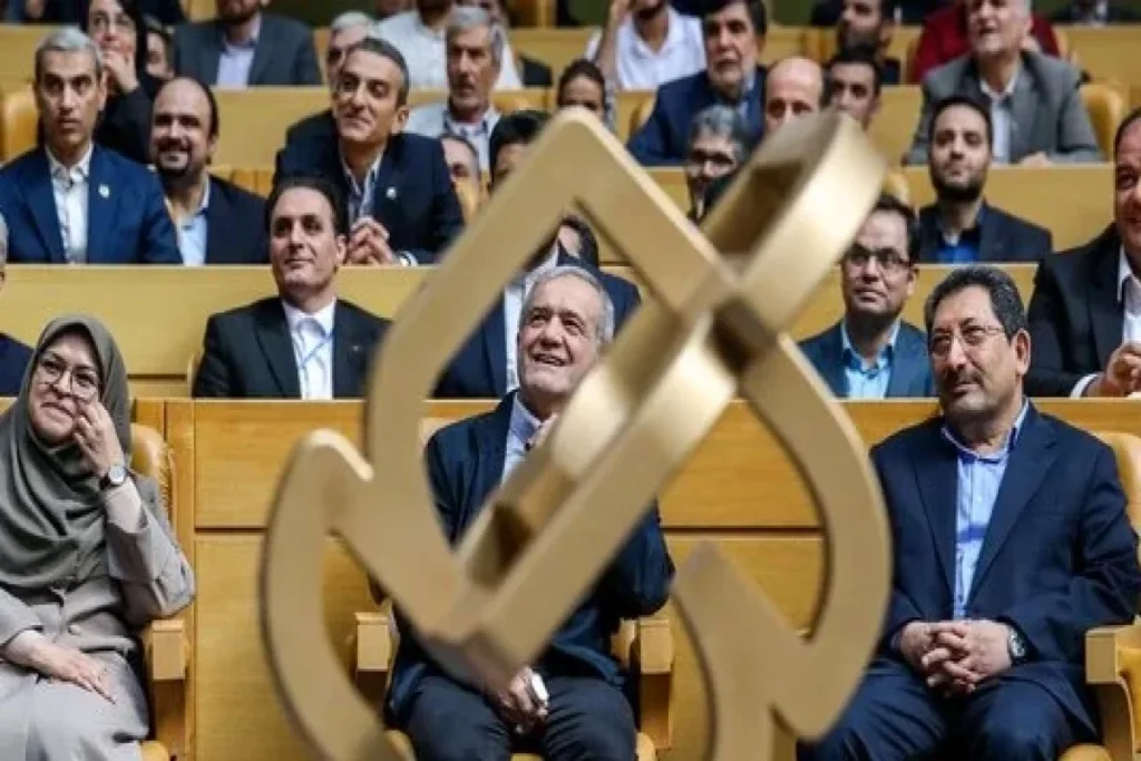 پزشکیان: استاندارد را باید در ذهن و نگاه خود داشته باشیم