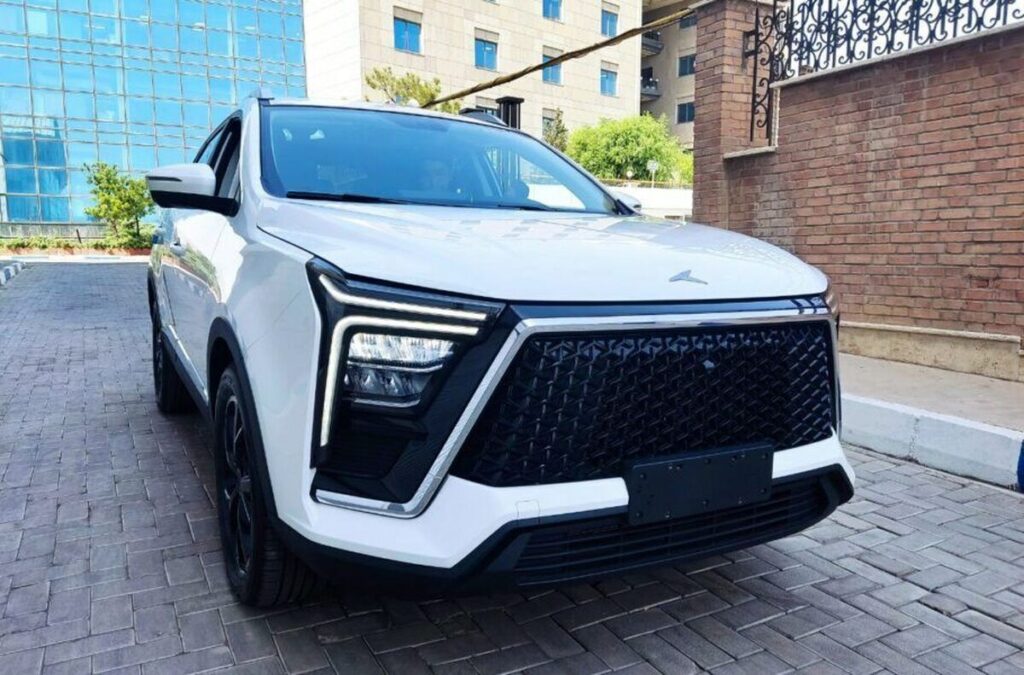 افزایش قیمت دلار کار خودش را کرد/ منتظر اعلام قیمت جدید خودروهای چینی‌ مونتاژی باشید