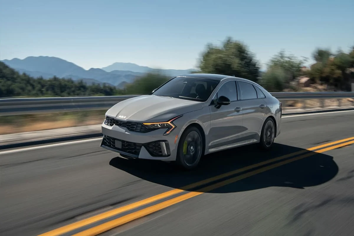 بهام در پیش‌فروش کیا K5؛ فول‌آپشن روی کاغذ، کم‌آپشن در واقعیت