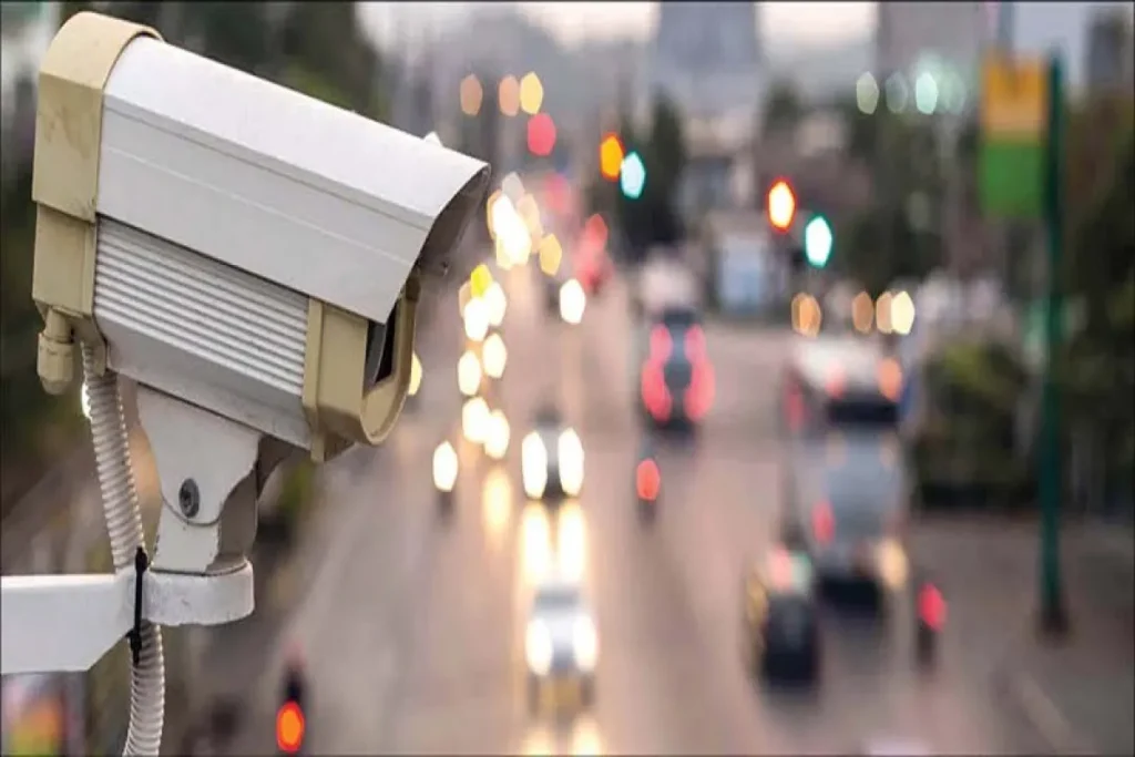 معابر کشور به ۵۰ هزار دوربین هوشمند ترافیکی نیاز دارد
