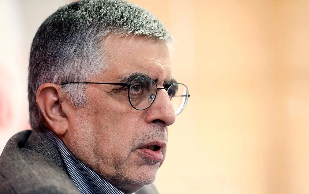 واکنش کرباسچی به استدلال عراقچی/ به شرم‌الشیخ می‌رفتید و افشاگری می‌کردید بهتر نبود؟