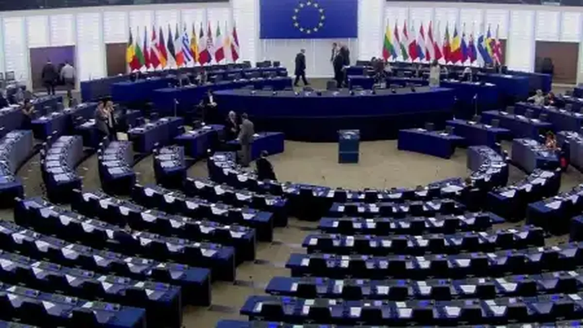 پارلمان اروپا به طرح بحث‌برانگیز ممنوعیت واردات نفت و گاز از روسیه رأی مثبت داد