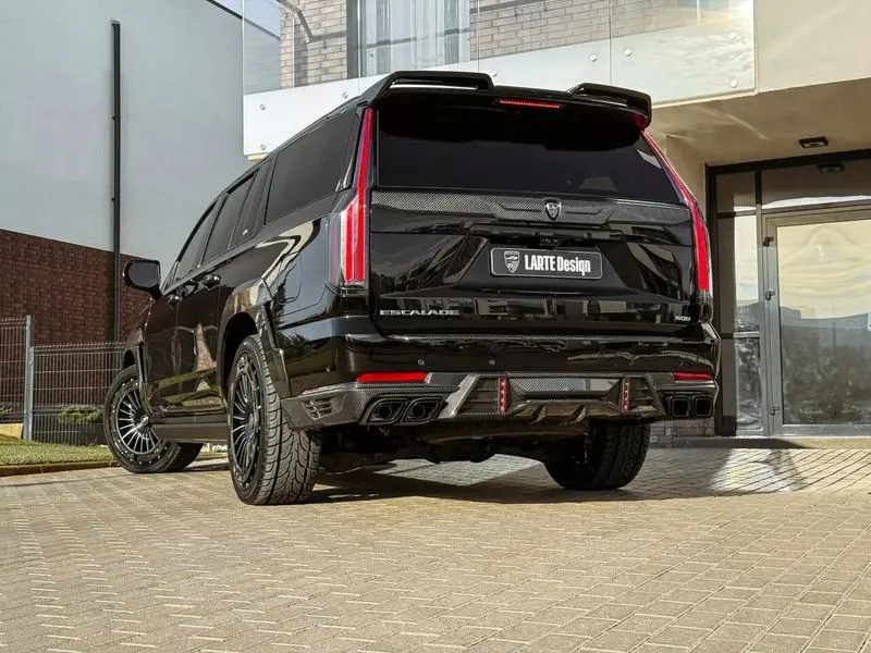 کادیلاک Escalade Esthete