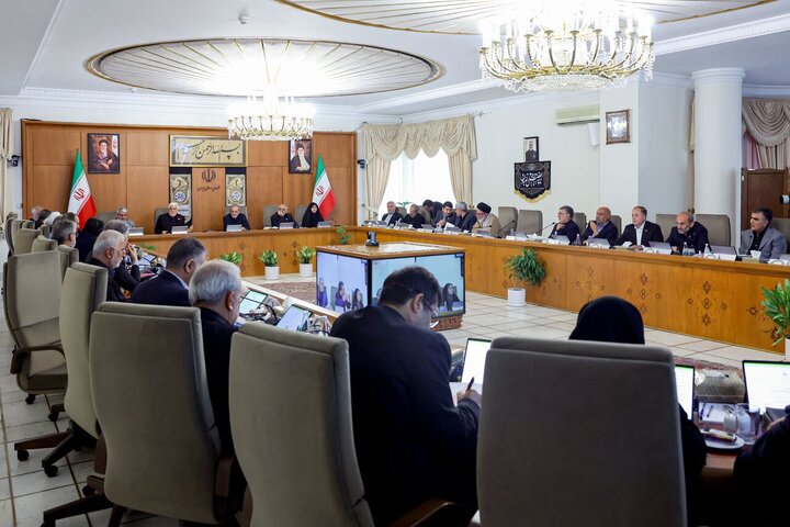 گزارش وزیر ورزش و رئیس سازمان انرژی اتمی از دستاوردهای یک سال گذشته